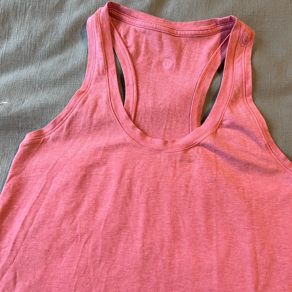 Lululemon tank top - pink - small - Picture 2 of 6